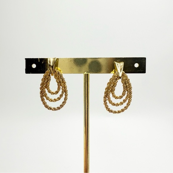 Vintage Gold Tone Triple Rope Hoop
Drop Dangle Clip On Earrings - Picture 3 of 6